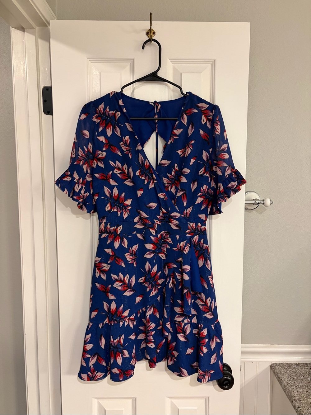 Adelyn Rae Fleeting Florals Mini Dress Medium